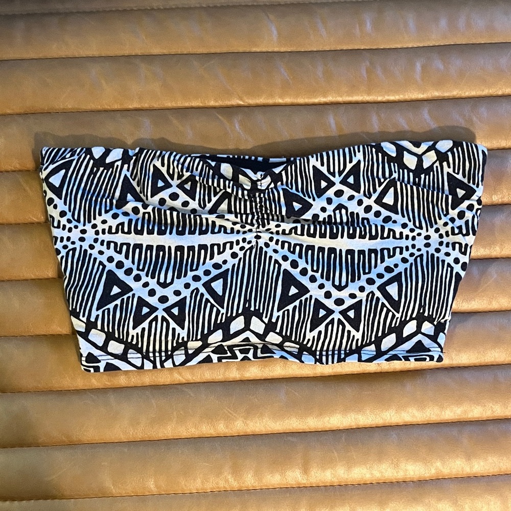 Charlotte Russe Black and White Patterned Top